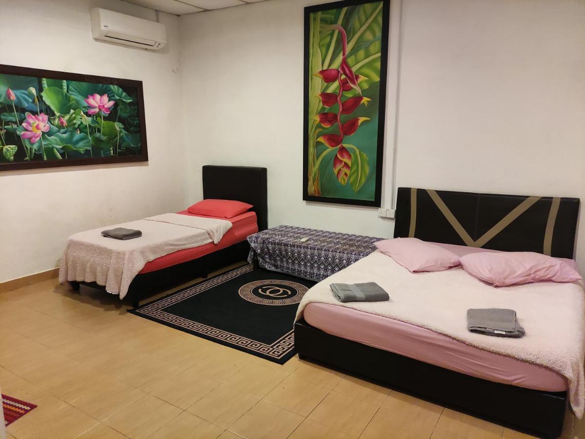 Kencana Guest House Pantai Cenang  Kültér fotó